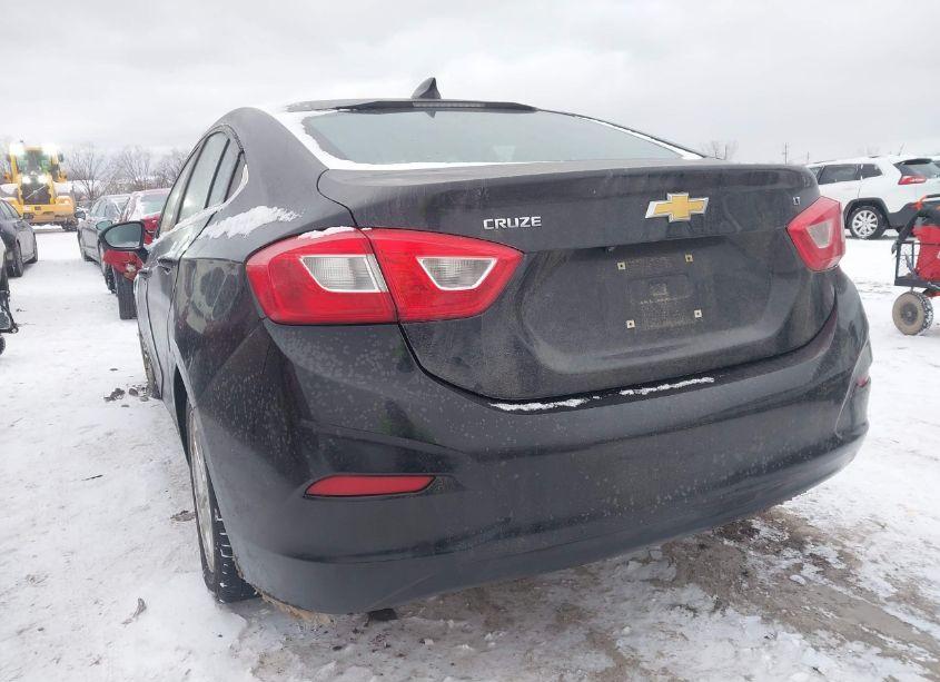 Photo 3 of 2016 Chevrolet Cruze LT AUTO (VIN 1G1BE5SM7G7314200)