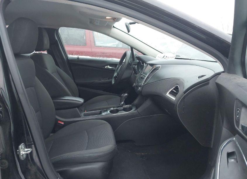Photo 5 of 2016 Chevrolet Cruze LT AUTO (VIN 1G1BE5SM7G7314200)
