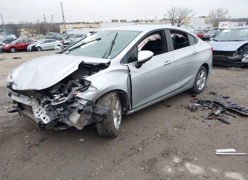 Photo 2 of 2016 Chevrolet Cruze LT AUTO (VIN 1G1BE5SM7G7321857)