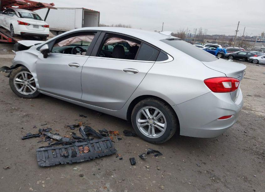 Photo 3 of 2016 Chevrolet Cruze LT AUTO (VIN 1G1BE5SM7G7321857)