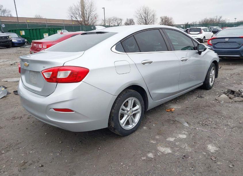 Photo 4 of 2016 Chevrolet Cruze LT AUTO (VIN 1G1BE5SM7G7321857)