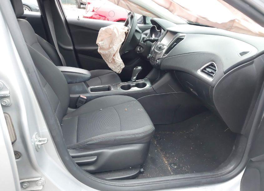 Photo 5 of 2016 Chevrolet Cruze LT AUTO (VIN 1G1BE5SM7G7321857)