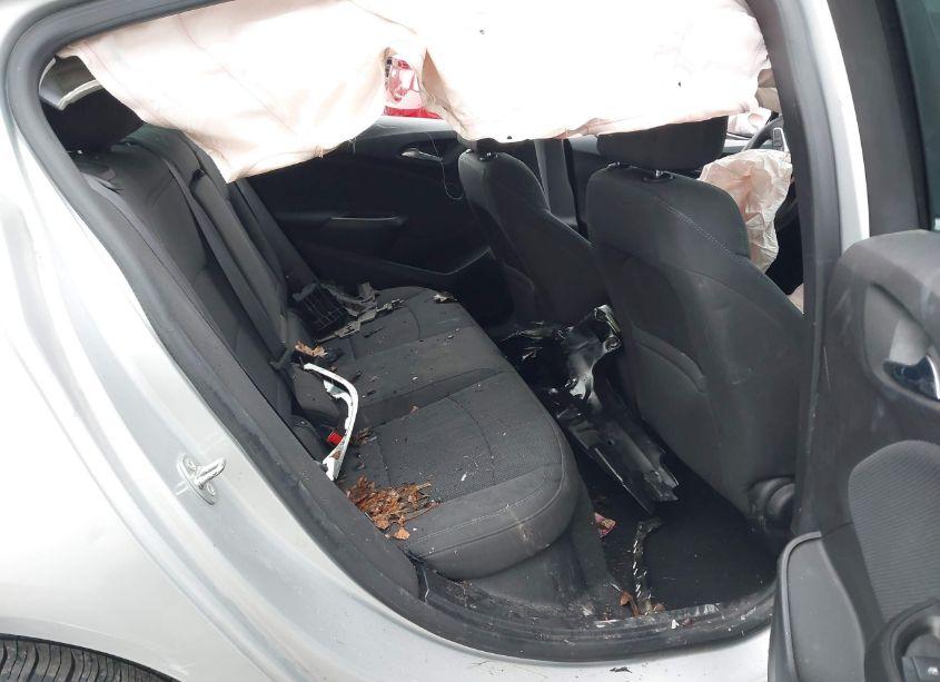 Photo 8 of 2016 Chevrolet Cruze LT AUTO (VIN 1G1BE5SM7G7321857)