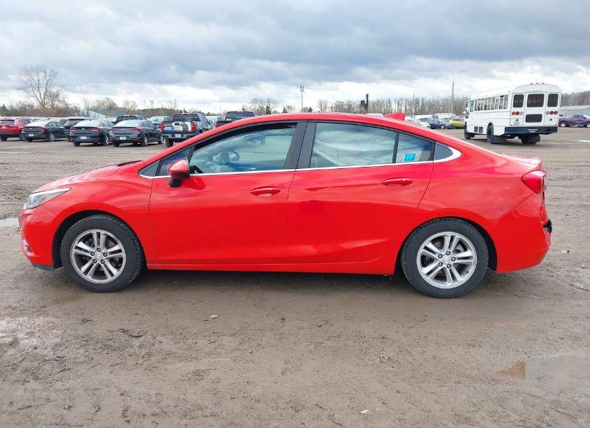 Photo 15 of 2017 Chevrolet Cruze LT AUTO (VIN 1G1BE5SM7H7110272)