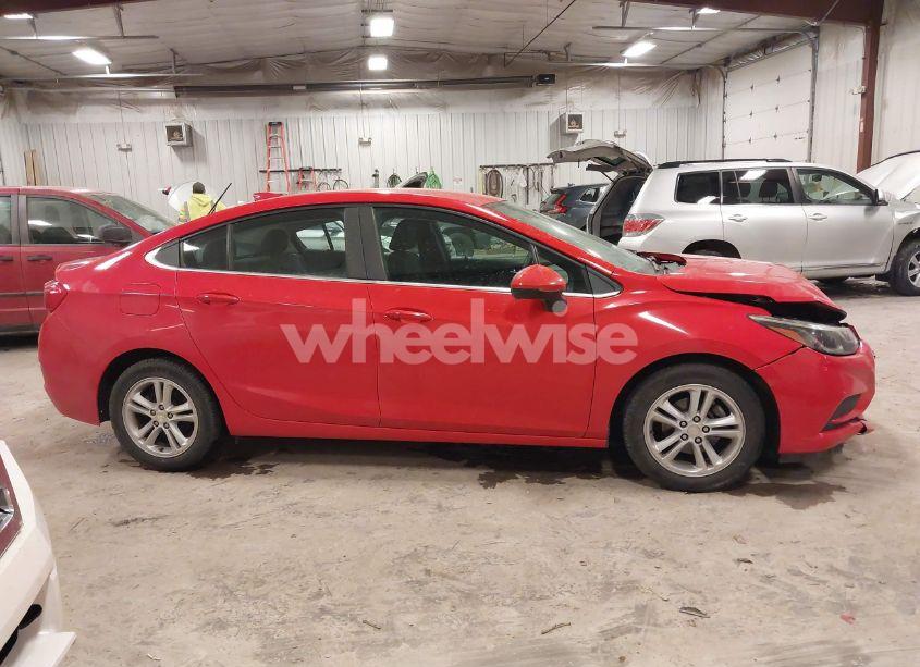 Photo 13 of 2017 Chevrolet Cruze LT AUTO (VIN 1G1BE5SM7H7110448)