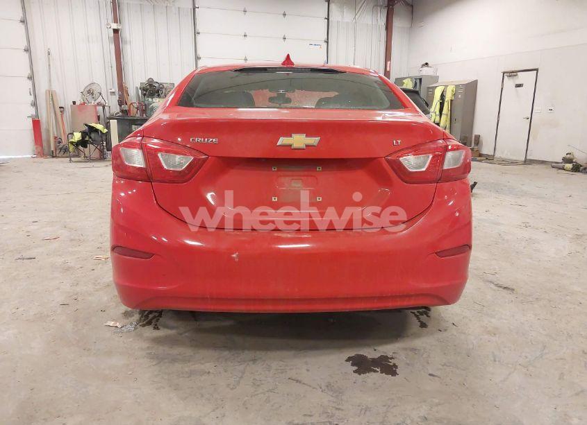 Photo 16 of 2017 Chevrolet Cruze LT AUTO (VIN 1G1BE5SM7H7110448)