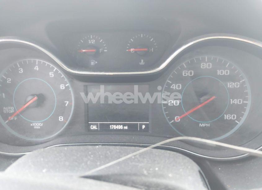 Photo 7 of 2017 Chevrolet Cruze LT AUTO (VIN 1G1BE5SM7H7133924)