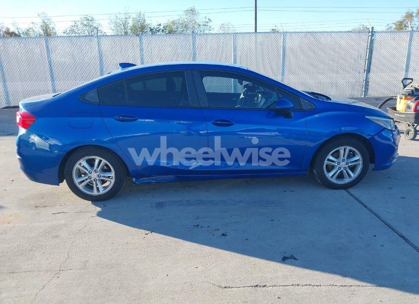 Photo 13 of 2017 Chevrolet Cruze LT AUTO (VIN 1G1BE5SM7H7158113)