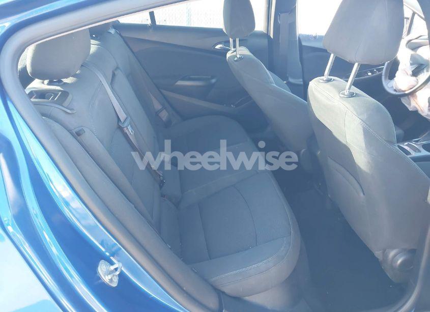 Photo 8 of 2017 Chevrolet Cruze LT AUTO (VIN 1G1BE5SM7H7158113)