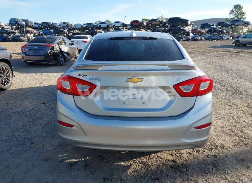 Photo 16 of 2017 Chevrolet Cruze LT AUTO (VIN 1G1BE5SM7H7161612)