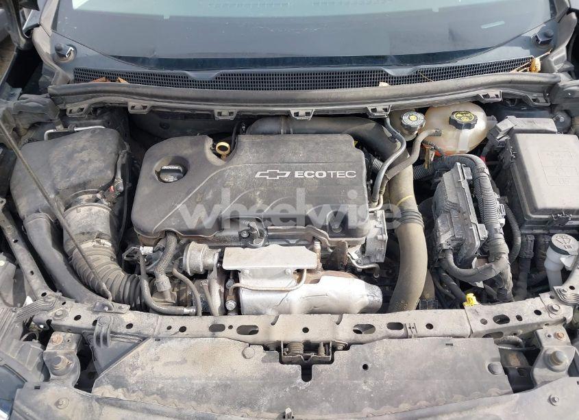 Photo 10 of 2017 Chevrolet Cruze LT AUTO (VIN 1G1BE5SM7H7169001)