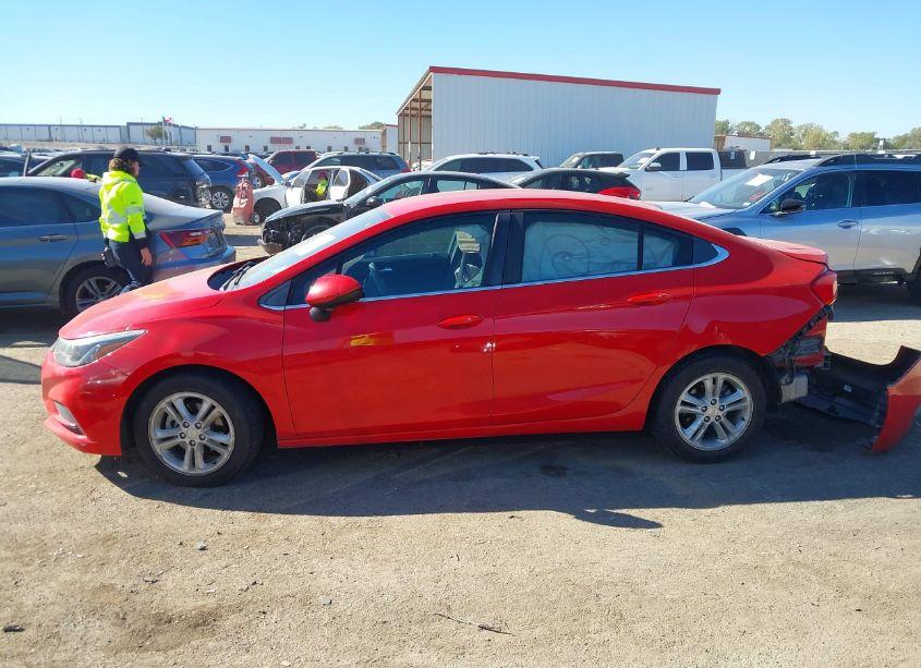 Photo 15 of 2017 Chevrolet Cruze LT AUTO (VIN 1G1BE5SM7H7190799)