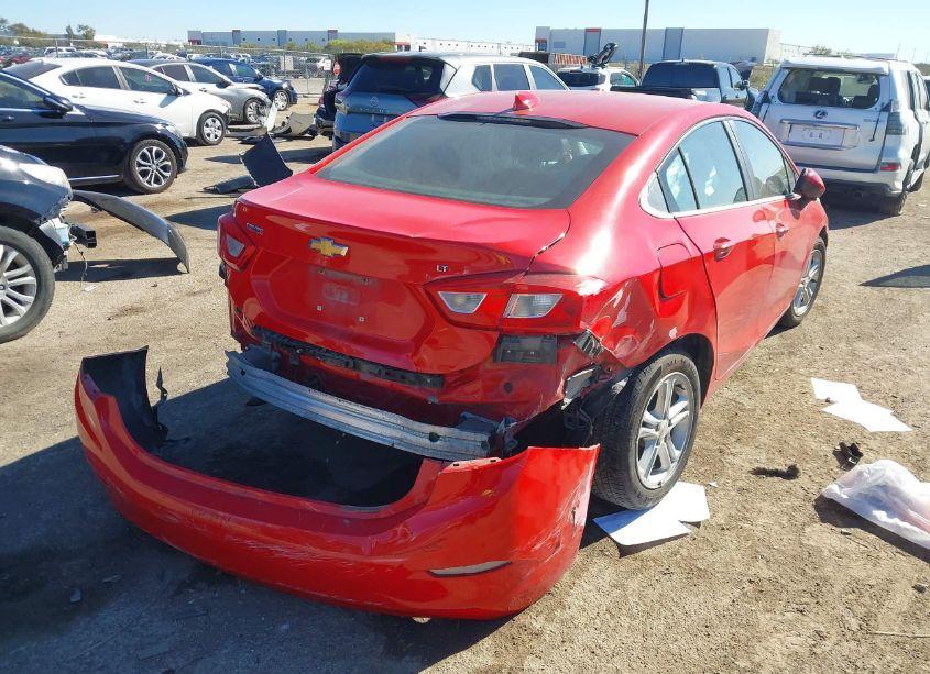Photo 4 of 2017 Chevrolet Cruze LT AUTO (VIN 1G1BE5SM7H7190799)