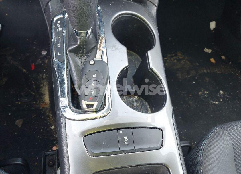 Photo 11 of 2017 Chevrolet Cruze LT AUTO (VIN 1G1BE5SM7H7231397)