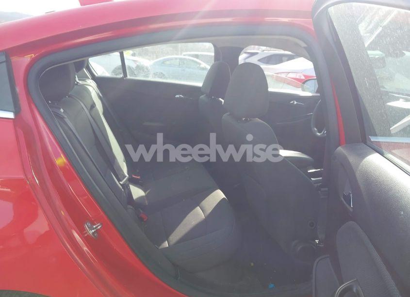 Photo 8 of 2017 Chevrolet Cruze LT AUTO (VIN 1G1BE5SM7H7231397)