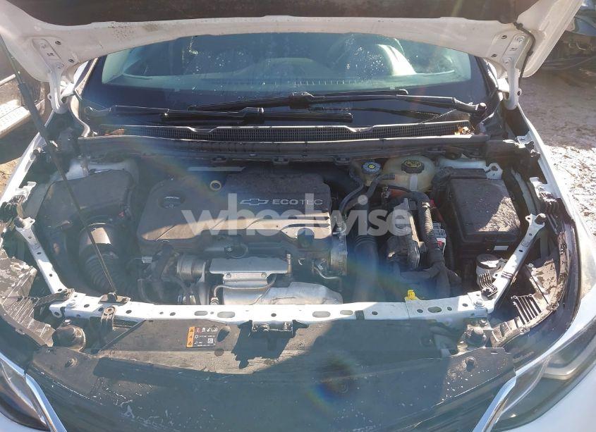 Photo 10 of 2017 Chevrolet Cruze LT AUTO (VIN 1G1BE5SM7H7233702)