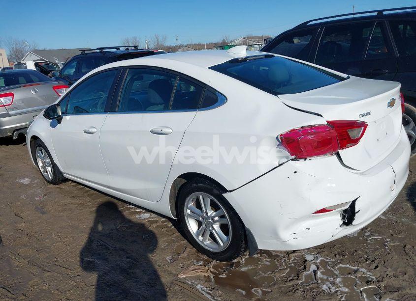 Photo 14 of 2017 Chevrolet Cruze LT AUTO (VIN 1G1BE5SM7H7233702)