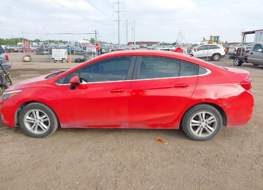 Photo 13 of 2017 Chevrolet Cruze LT AUTO (VIN 1G1BE5SM7H7238091)