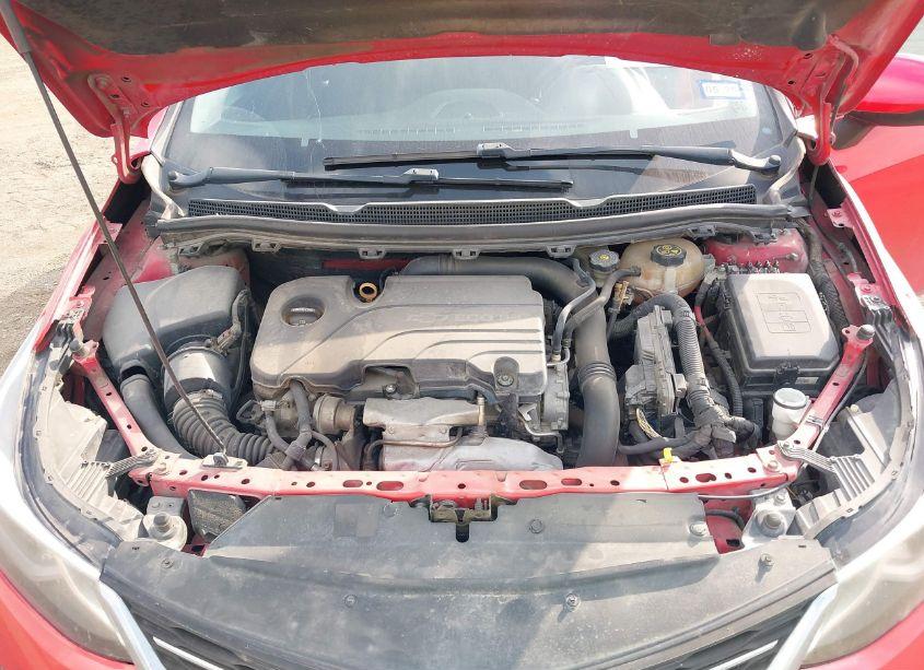 Photo 9 of 2017 Chevrolet Cruze LT AUTO (VIN 1G1BE5SM7H7238091)