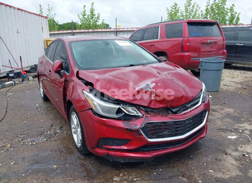 2017 Chevrolet Cruze LT AUTO (VIN 1G1BE5SM7H7252217) main photo