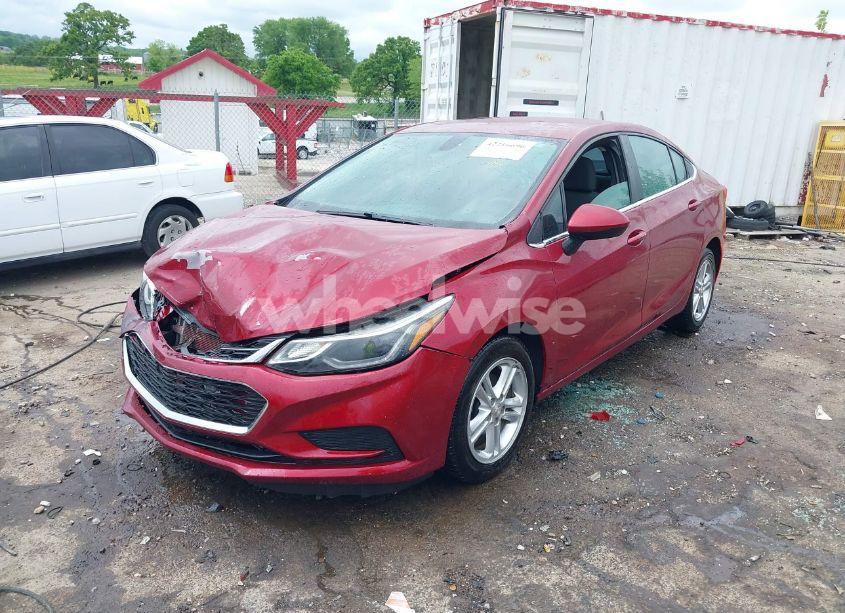 Photo 2 of 2017 Chevrolet Cruze LT AUTO (VIN 1G1BE5SM7H7252217)