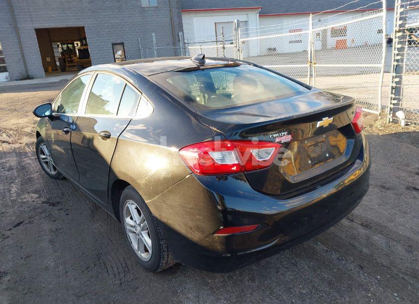 Photo 14 of 2018 Chevrolet Cruze LT AUTO (VIN 1G1BE5SM7J7122105)