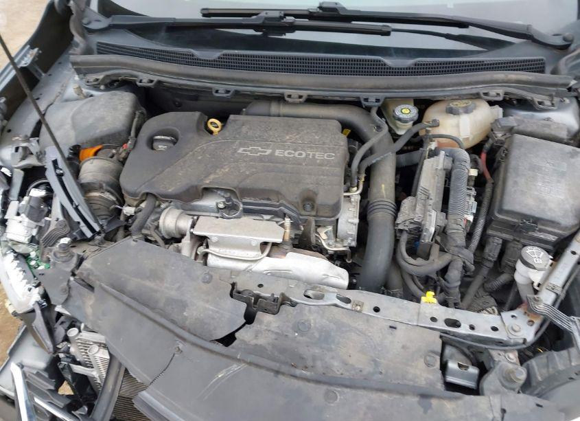 Photo 10 of 2018 Chevrolet Cruze LT AUTO (VIN 1G1BE5SM7J7125943)