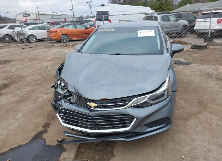 Photo 12 of 2018 Chevrolet Cruze LT AUTO (VIN 1G1BE5SM7J7125943)