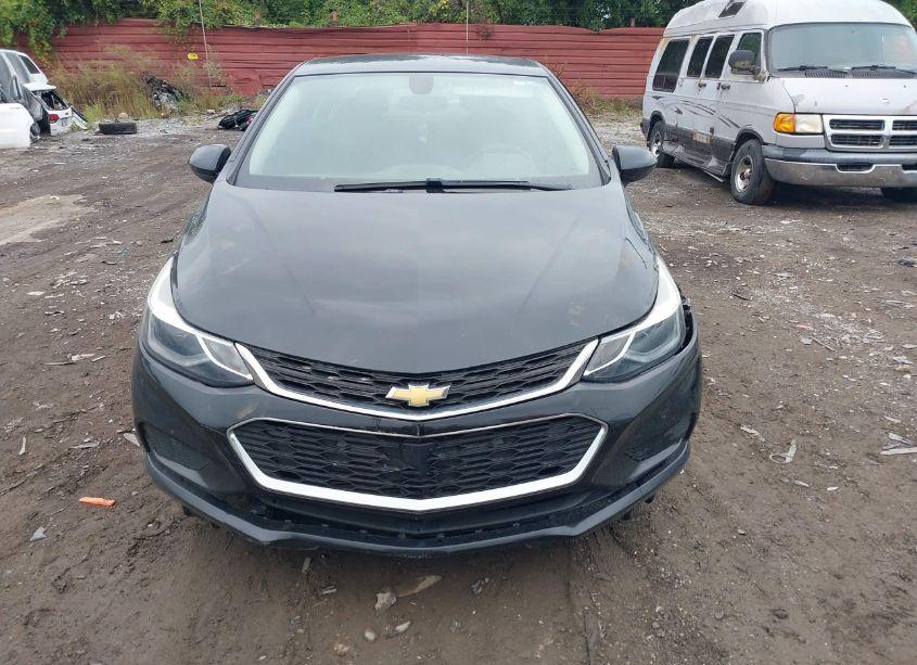 Photo 12 of 2018 Chevrolet Cruze LT AUTO (VIN 1G1BE5SM7J7135601)