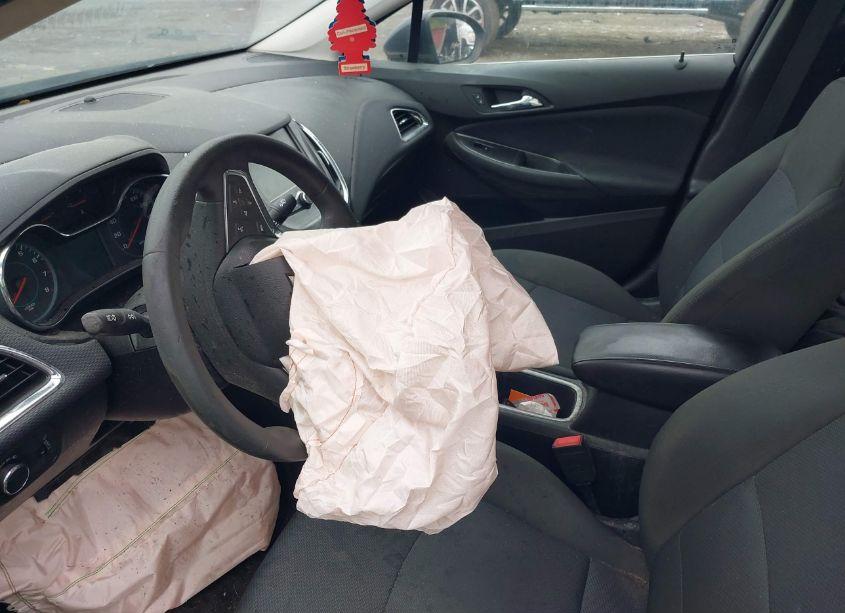 Photo 5 of 2018 Chevrolet Cruze LT AUTO (VIN 1G1BE5SM7J7135601)