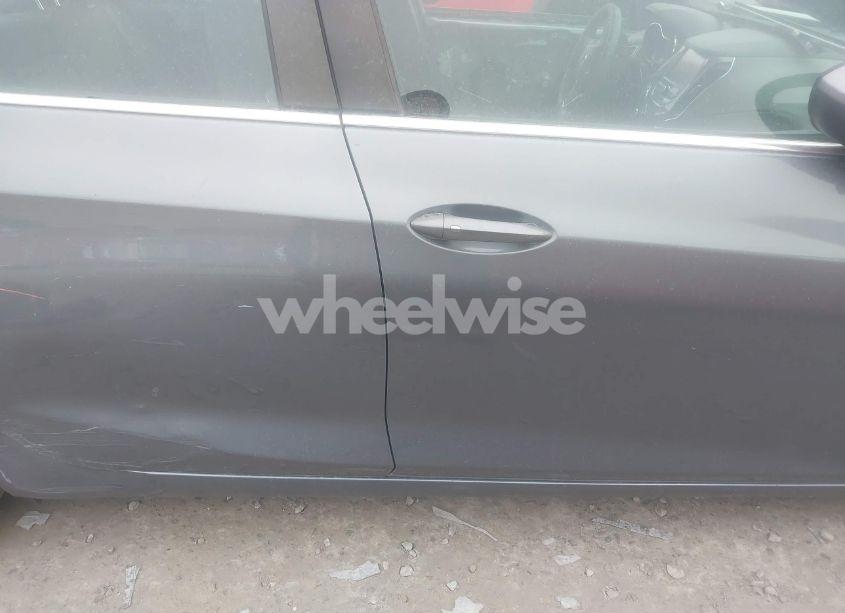 Photo 14 of 2018 Chevrolet Cruze LT AUTO (VIN 1G1BE5SM7J7149773)