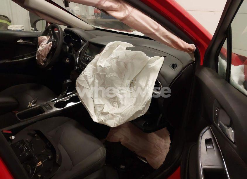 Photo 5 of 2018 Chevrolet Cruze LT AUTO (VIN 1G1BE5SM7J7164399)