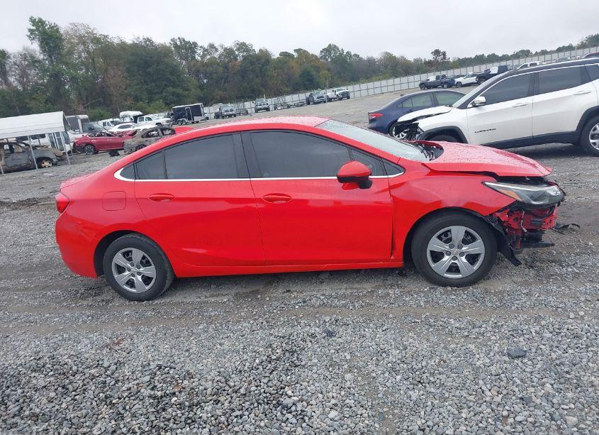Photo 13 of 2018 Chevrolet Cruze LT AUTO (VIN 1G1BE5SM7J7166427)