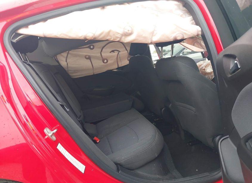 Photo 8 of 2018 Chevrolet Cruze LT AUTO (VIN 1G1BE5SM7J7166427)