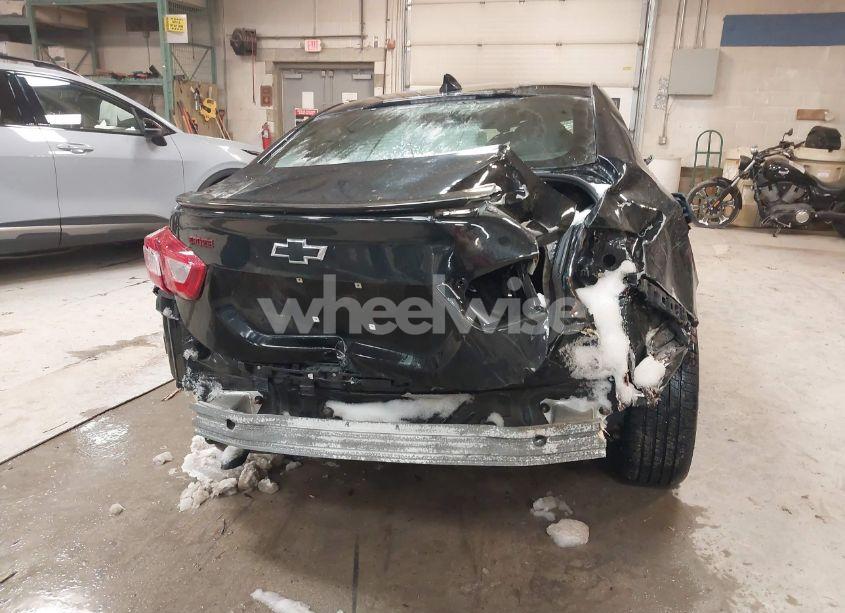 Photo 15 of 2018 Chevrolet Cruze LT AUTO (VIN 1G1BE5SM7J7167724)