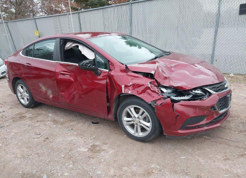 2018 Chevrolet Cruze LT AUTO (VIN 1G1BE5SM7J7175032) main photo