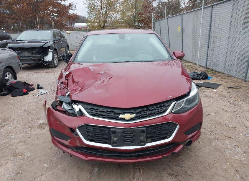 Photo 12 of 2018 Chevrolet Cruze LT AUTO (VIN 1G1BE5SM7J7175032)