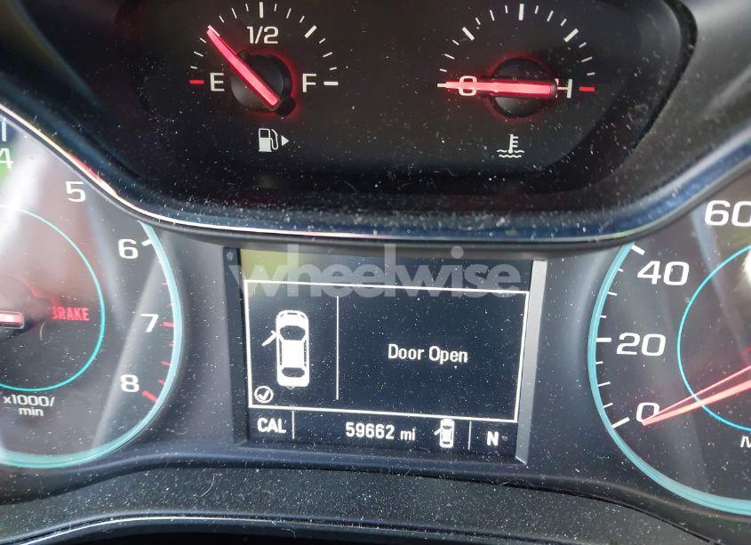 Photo 15 of 2018 Chevrolet Cruze LT AUTO (VIN 1G1BE5SM7J7186287)