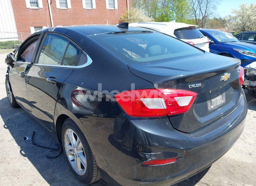 Photo 3 of 2016 Chevrolet Cruze LT AUTO (VIN 1G1BE5SM8G7241662)