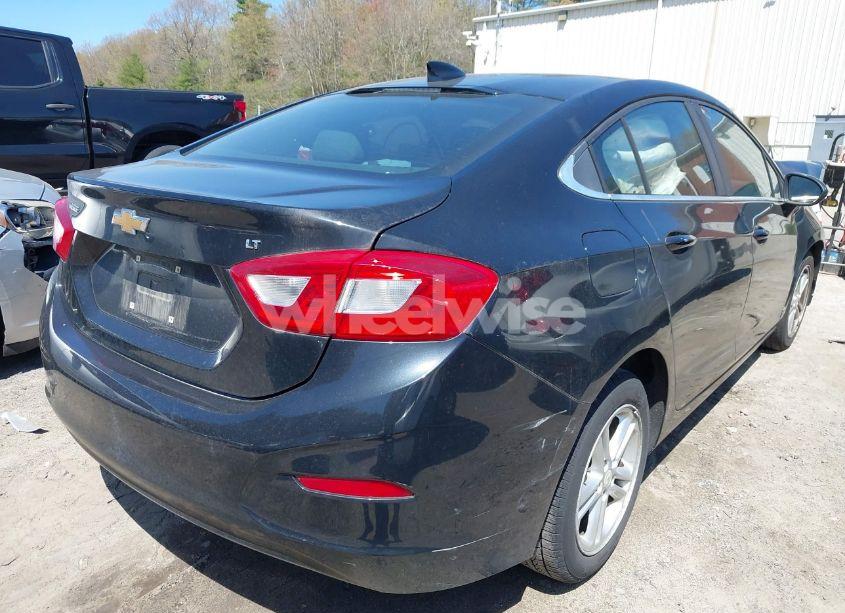 Photo 4 of 2016 Chevrolet Cruze LT AUTO (VIN 1G1BE5SM8G7241662)
