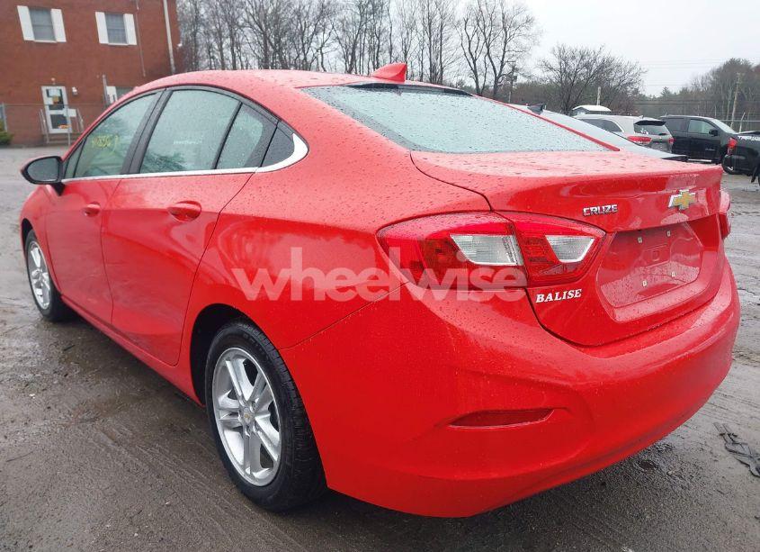 Photo 3 of 2016 Chevrolet Cruze LT (VIN 1G1BE5SM8G7244657)