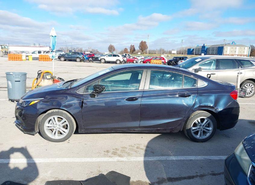 Photo 14 of 2016 Chevrolet Cruze LT AUTO (VIN 1G1BE5SM8G7252063)