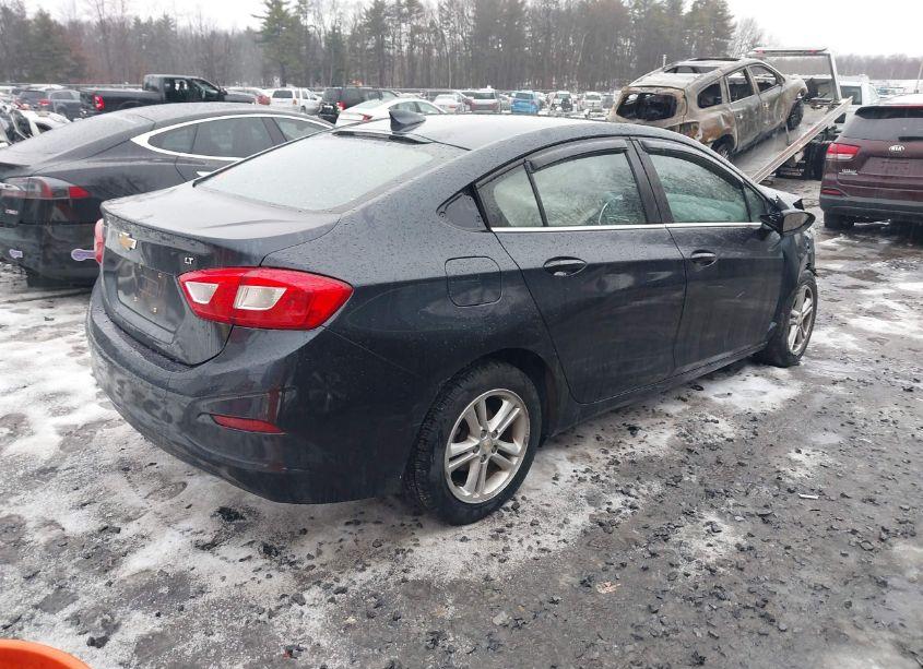 Photo 4 of 2016 Chevrolet Cruze LT AUTO (VIN 1G1BE5SM8G7275326)