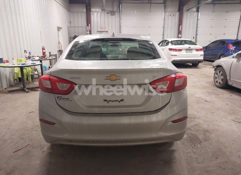 Photo 16 of 2016 Chevrolet Cruze LT AUTO (VIN 1G1BE5SM8G7277318)