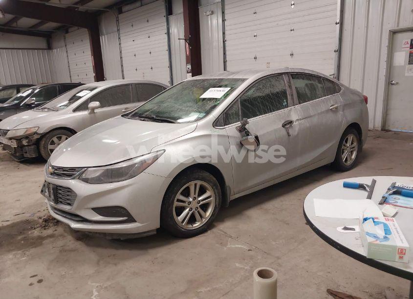 Photo 2 of 2016 Chevrolet Cruze LT AUTO (VIN 1G1BE5SM8G7277318)