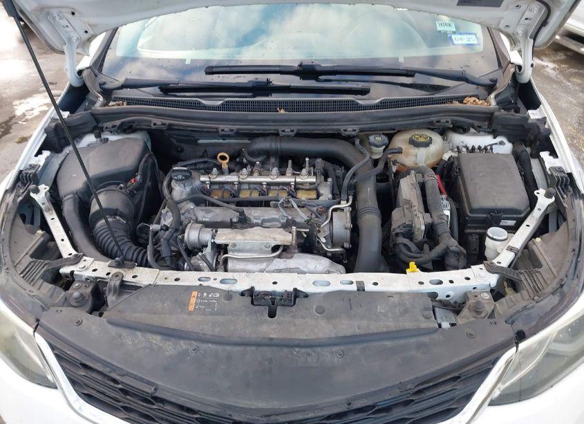 Photo 10 of 2016 Chevrolet Cruze LT AUTO (VIN 1G1BE5SM8G7290490)