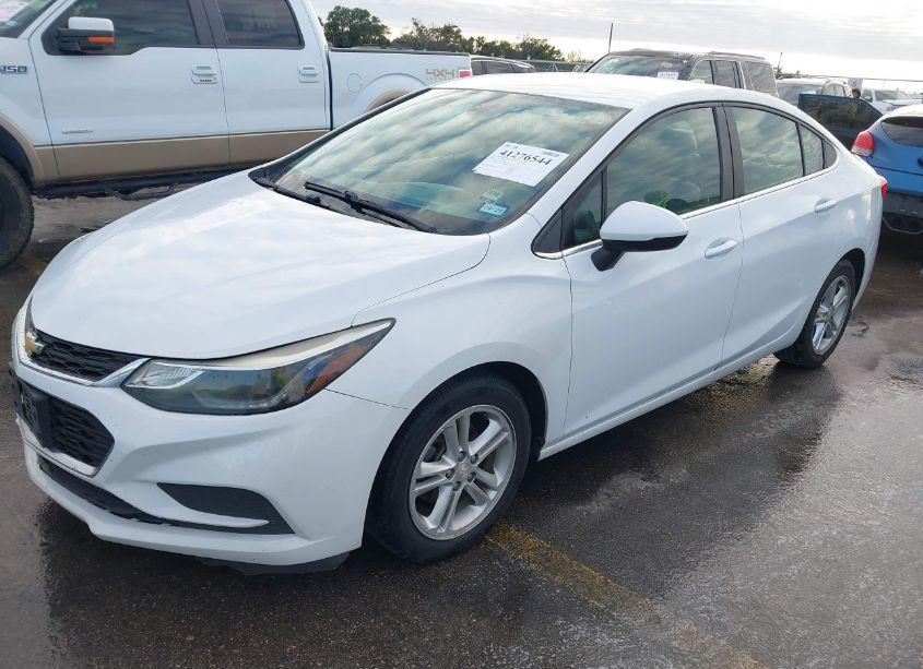 Photo 2 of 2016 Chevrolet Cruze LT AUTO (VIN 1G1BE5SM8G7290490)