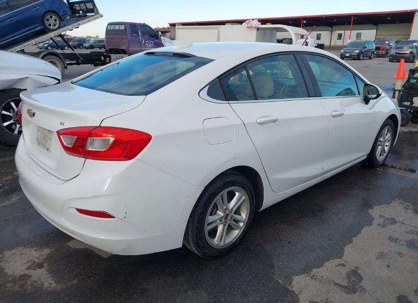 Photo 4 of 2016 Chevrolet Cruze LT AUTO (VIN 1G1BE5SM8G7290490)