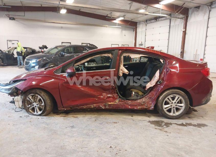 Photo 14 of 2016 Chevrolet Cruze LT AUTO (VIN 1G1BE5SM8G7291865)