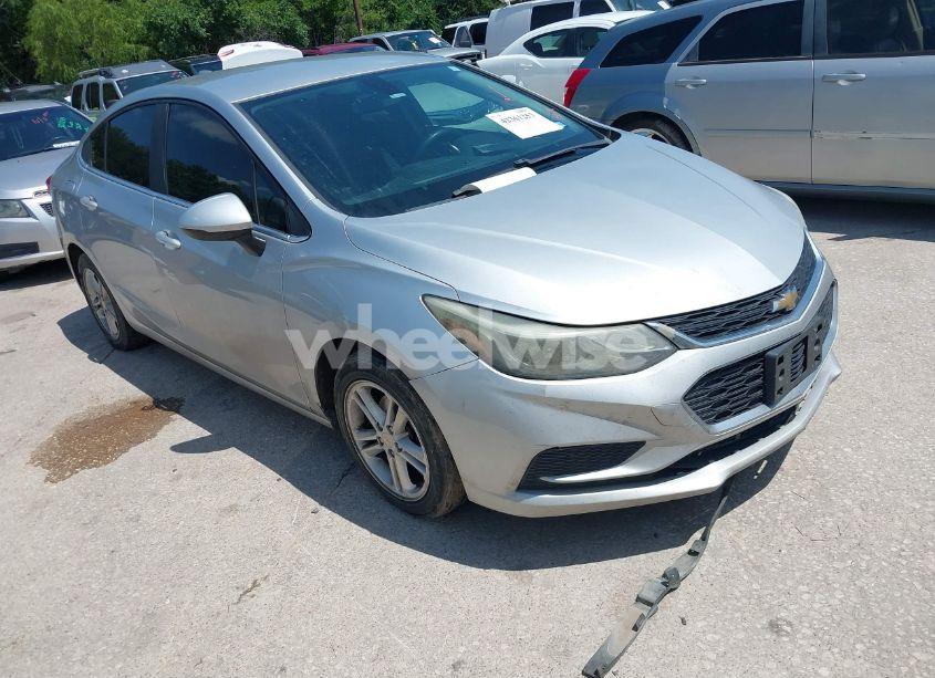 2016 Chevrolet Cruze LT AUTO (VIN 1G1BE5SM8G7295110) main photo